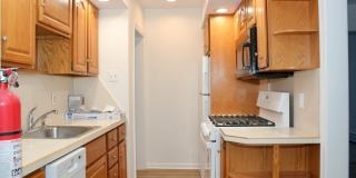 102 Paterson Ave Gallery 12