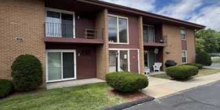 741 North Macomb Street - 8 Gallery 1