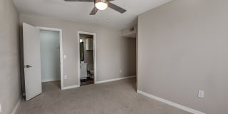 Lake Pointe Gallery 12