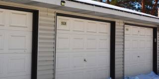 Beautiful 3-Bed 2-Bath Townhouse in Brooklyn Park! Gallery 21