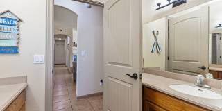 4 Bedroom Home with Solar Panels: MOVE-IN SPECIAL Gallery 20