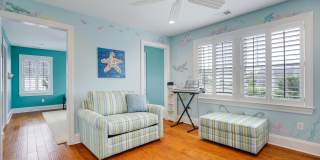 108 Neptune Place Gallery 20