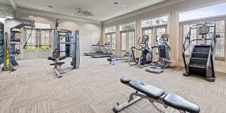 Riverhaus Creekside Apartments Gallery 11