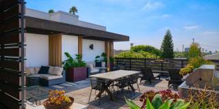 The Metropolitan at Larchmont Village Gallery 36