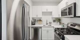 RiverHouse Gallery 1