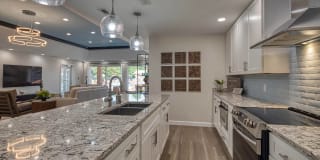 Holly Point Apartments Gallery 15