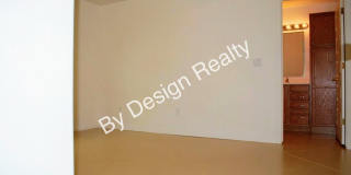 Modern 4 Bed 5 Bath Near UofA – Private Baths & Off-Street Parking Gallery 17