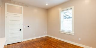 157-307 N. Main Street Gallery 3