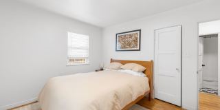 3BD, 1BA Edgewater Home with Lard Back Yard and 2-Car Garage Gallery 13