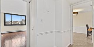 25 Rockledge Avenue Gallery 21