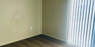 2846 E. Kathleen Road - 103 Gallery 5