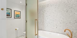 2678 Tigertail Avenue Gallery 12