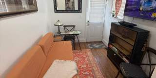 Fully Furnished & Elegantly Renovated Historic 3BR/2.5BA Home with Private Yard & Deck! Gallery 16