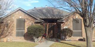 8401 San Antonio Gallery 1