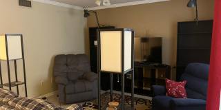 Large partially furnished townhome - WON'T LAST Gallery 7