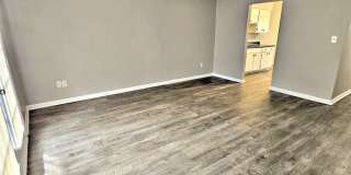 Avalon Cove Townhomes Gallery 13