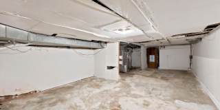 529 N CLAYTON Street Gallery 14