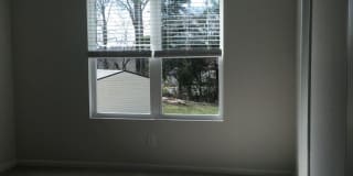 Room for Rent in 3 Bedroom Townhome at 1029 Beatty Woods Ln Gallery 23