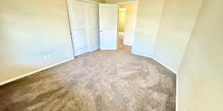 3 Bedroom, 2 Bath Home Available! Gallery 7
