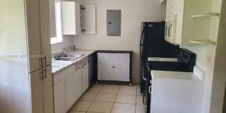 1810 N 62nd Ave Gallery 4