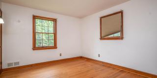 2034 GLEN ROSS Road Gallery 12