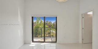 516 SE 1st Cir Gallery 33