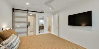 4917 N 73rd Street Gallery 8