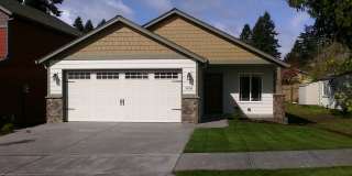 Beautiful 3 Bedroom Ranch Home in the Minnehaha area for Lease - 5206 NE 29th Ave. Gallery 1