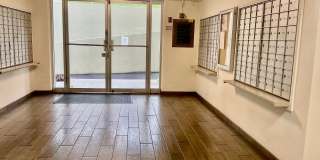 Beautiful 1/1/1 with Sunset Views Gallery 37