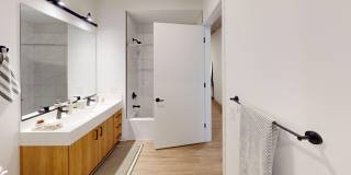 Nevéseno Gallery 60