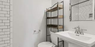 727 S State Street Gallery 15