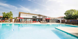 7 Pointe Apartments Gallery 23