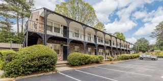 Briarcliff Gallery 8