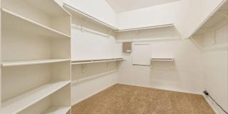 Large 6 bed/3 bath KIERLAND Single-family Home in Scottsdale Gallery 11