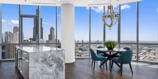 727 West Madison 727 West Madison Gallery 37