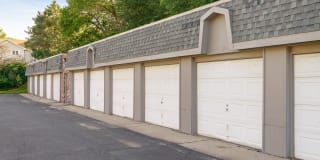 Camelot Village Apartments Gallery 20