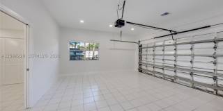 52 Camden Dr Gallery 36