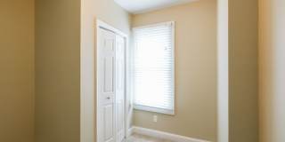 Cozy 3 Bed in Whitman Gallery 22