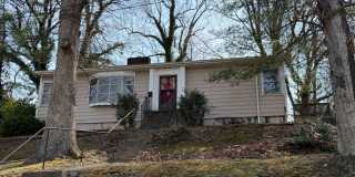 One Story House off Fort Avenue Gallery 14