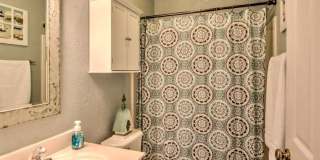 Stunning 3 bedroom, 3 bathroom Home in Desirable Jenks Neighborhood! Gallery 24