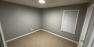 1496 Oakwood St Gallery 8