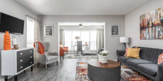 The Pointe at Canyon Ridge Apartments Gallery 1