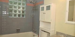 602 Sherwood Road NE Gallery 16