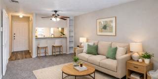 Hidden Oaks Apartments Gallery 1