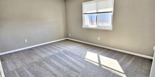 Avalon Cove Townhomes Gallery 73