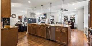 220 13th Avenue Gallery 11