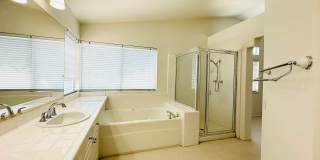 Spacious 4 Bedroom with Loft in Loma Linda Gallery 34