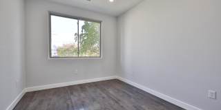 1939 N DARIEN Street Gallery 9