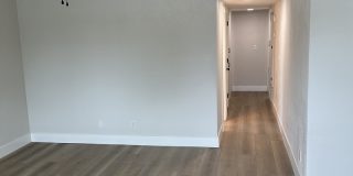 442 Smith Avenue Gallery 10