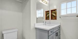 712 W Longden Gallery 19